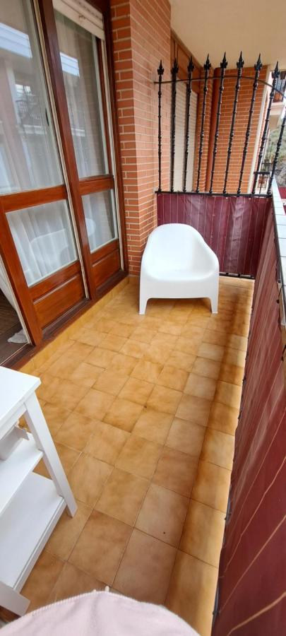 Apartamento Con Suite, Zona De Trabajo Y Yoga Wifi Y Garaje 乌迪亚莱斯堡 外观 照片