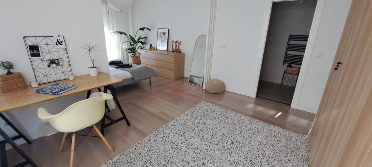Apartamento Con Suite, Zona De Trabajo Y Yoga Wifi Y Garaje 乌迪亚莱斯堡 外观 照片