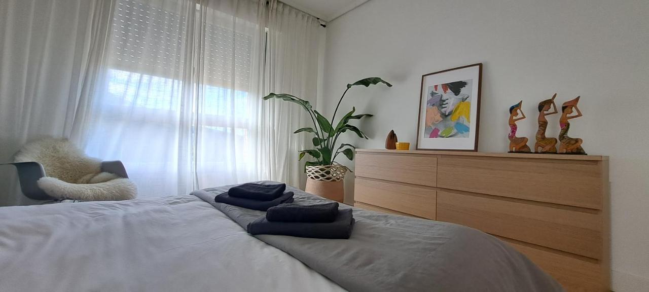 Apartamento Con Suite, Zona De Trabajo Y Yoga Wifi Y Garaje 乌迪亚莱斯堡 外观 照片